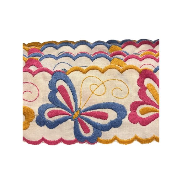 Vintage Embroidered Butterfly Scalloped Edge Sewing Trim 28 Feet - Picture 1 of 4